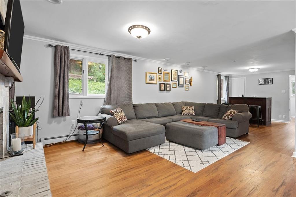 459 Woodland Road Pittsburgh, PA 15237 - Photo 10 of 25 Gallery Image 10