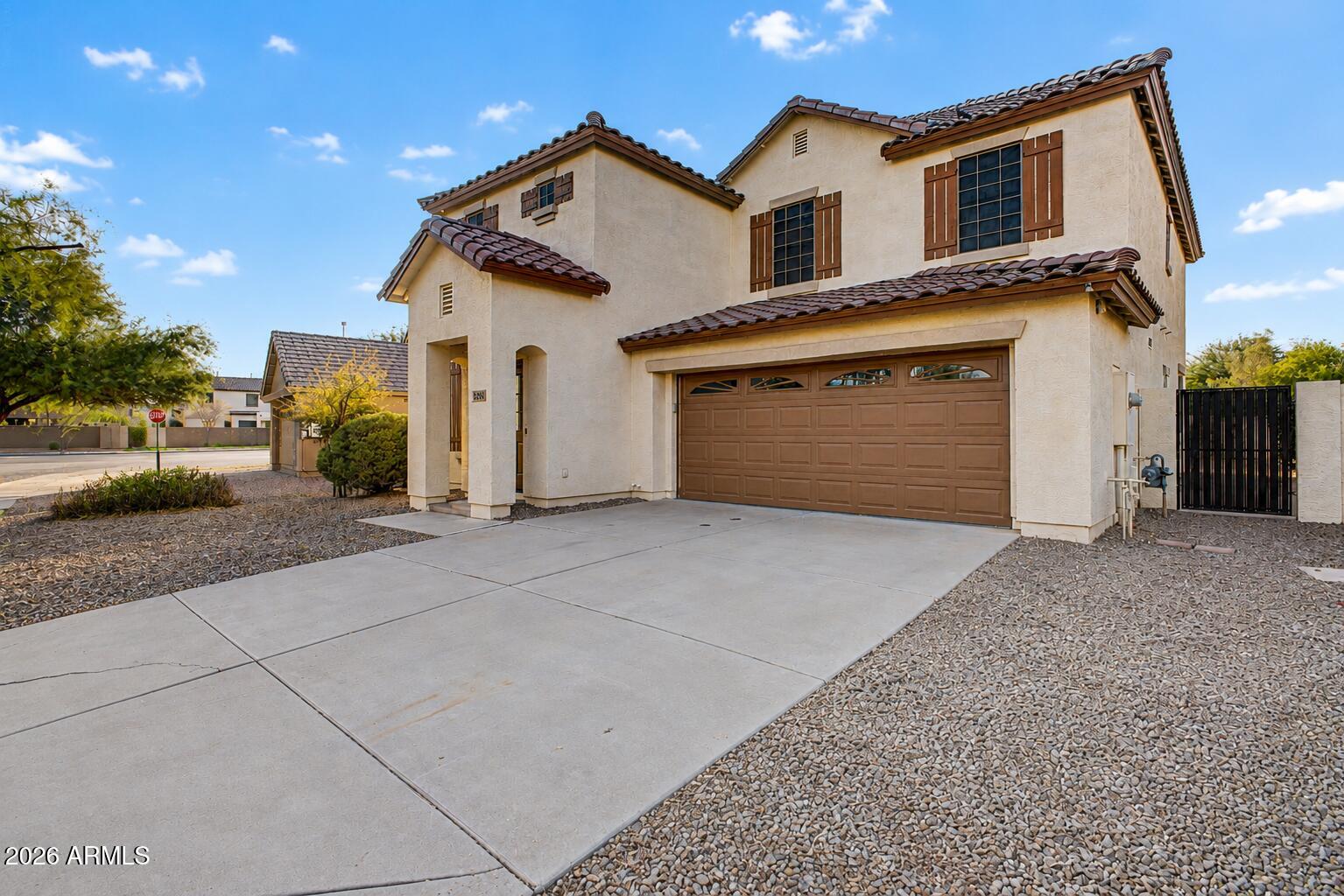 4086 East Rustler Way Gilbert, AZ 85297 - Photo 4 of 68 03-Rustler