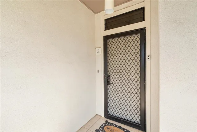 $860,000 | 155 Wailea Ike Place, Unit 74, Kihei, HI 96753