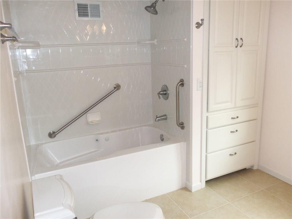 1345 Highland Road Sharon, PA 16146 - Photo 13 of 18 Gallery Image 13