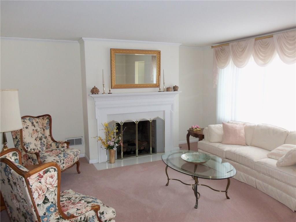 1345 Highland Road Sharon, PA 16146 - Photo 3 of 18 Gallery Image 3