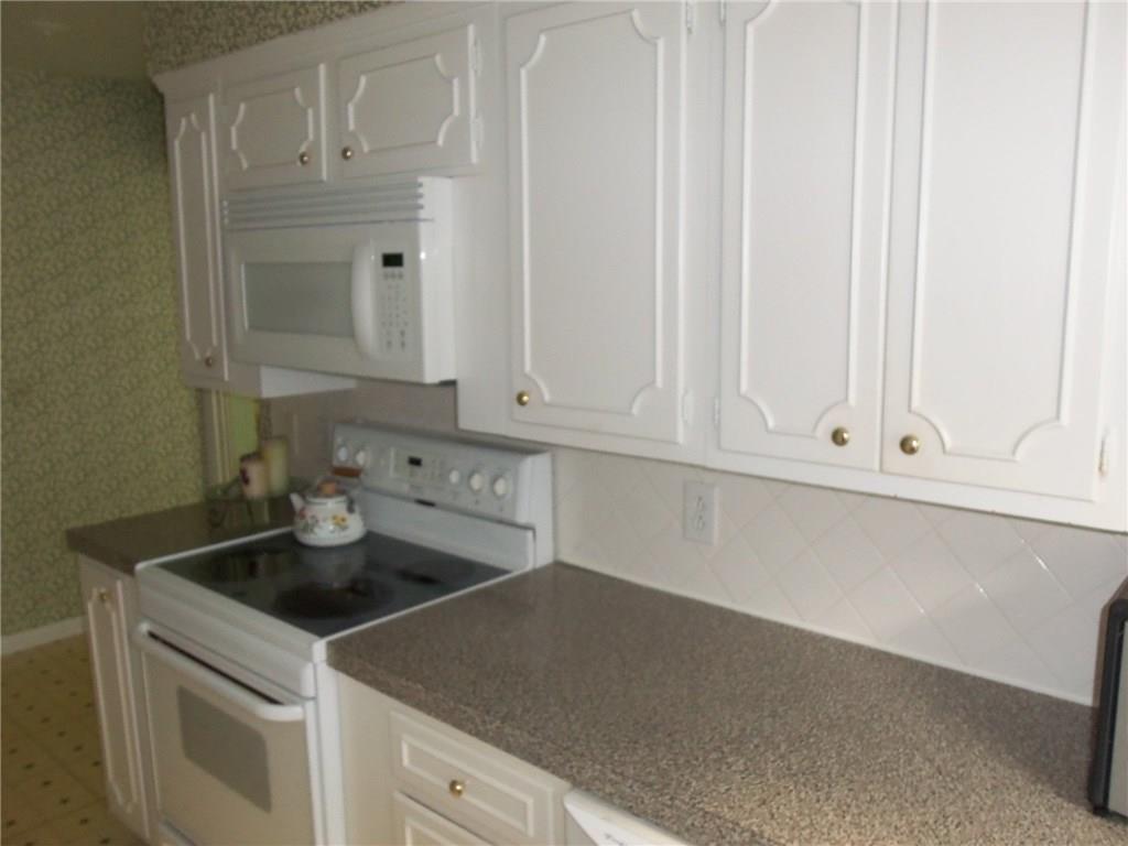 1345 Highland Road Sharon, PA 16146 - Photo 4 of 18 Gallery Image 4