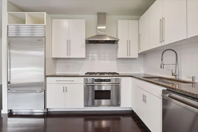 $3,995 | 301 Turnpike Road, Golden Valley, MN 55416