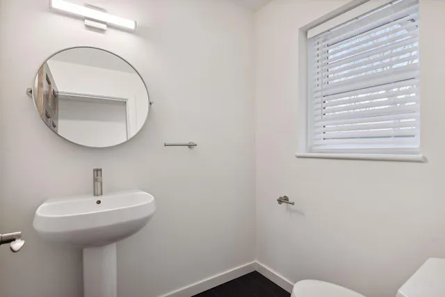 $3,995 | 301 Turnpike Road, Golden Valley, MN 55416