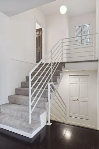 $3,995 | 301 Turnpike Road, Golden Valley, MN 55416