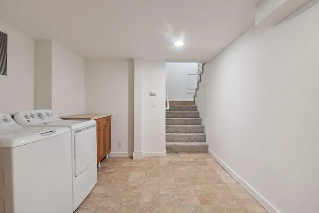 $3,995 | 301 Turnpike Road, Golden Valley, MN 55416