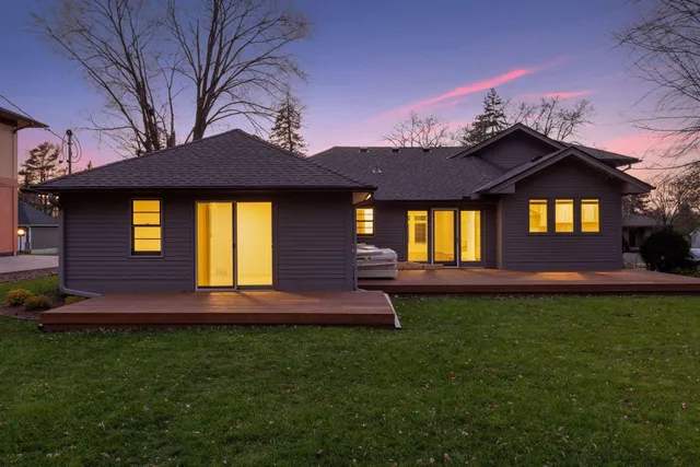 $3,995 | 301 Turnpike Road, Golden Valley, MN 55416