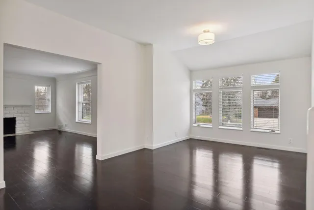 $3,995 | 301 Turnpike Road, Golden Valley, MN 55416