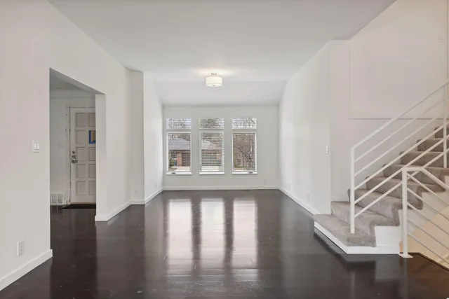 $3,995 | 301 Turnpike Road, Golden Valley, MN 55416