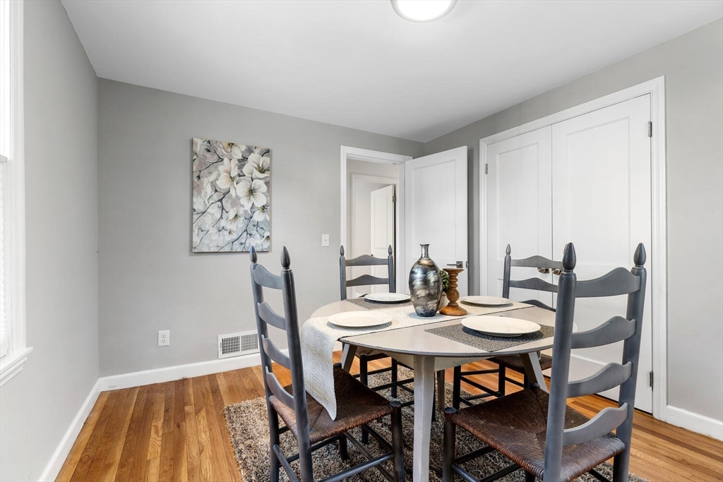 28 Brewster Road Wakefield, MA 01880 - Photo 14 of 35