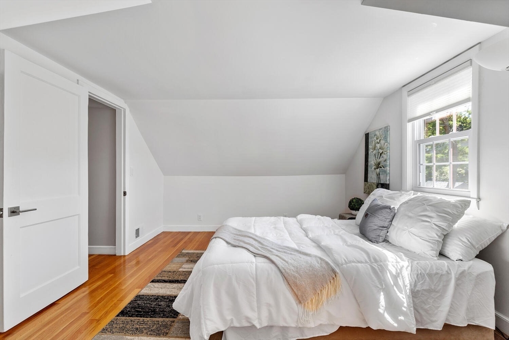 28 Brewster Road Wakefield, MA 01880 - Photo 22 of 35