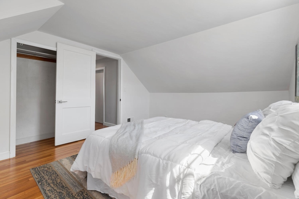 28 Brewster Road Wakefield, MA 01880 - Photo 25 of 35