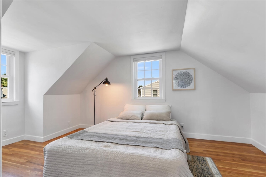 28 Brewster Road Wakefield, MA 01880 - Photo 27 of 35