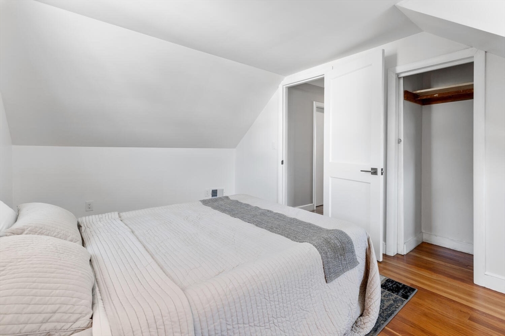 28 Brewster Road Wakefield, MA 01880 - Photo 28 of 35