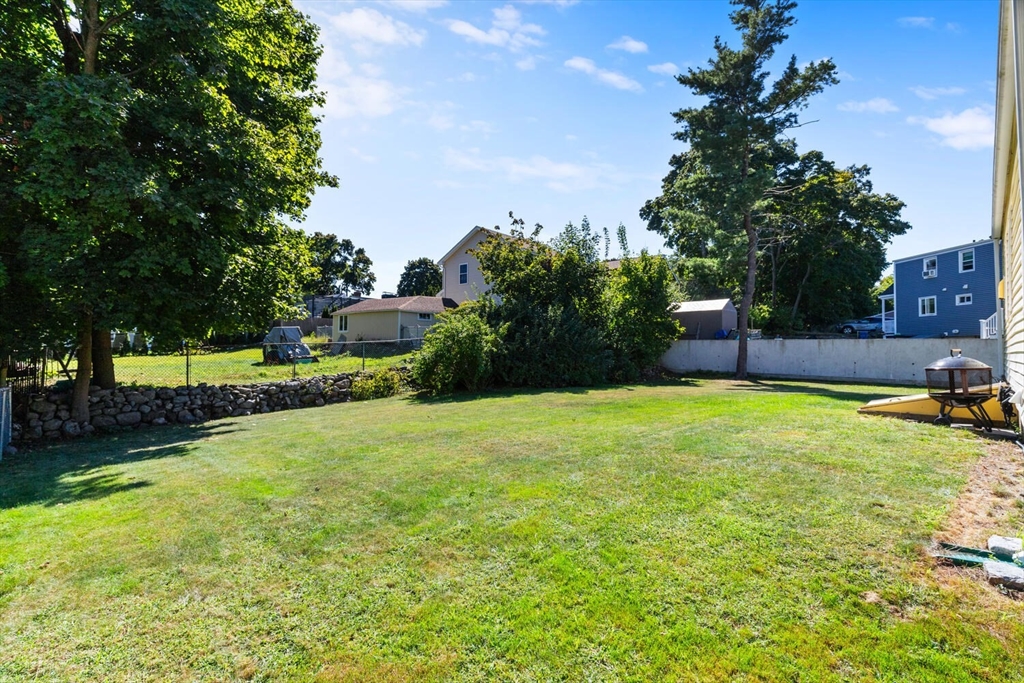 28 Brewster Road Wakefield, MA 01880 - Photo 33 of 35