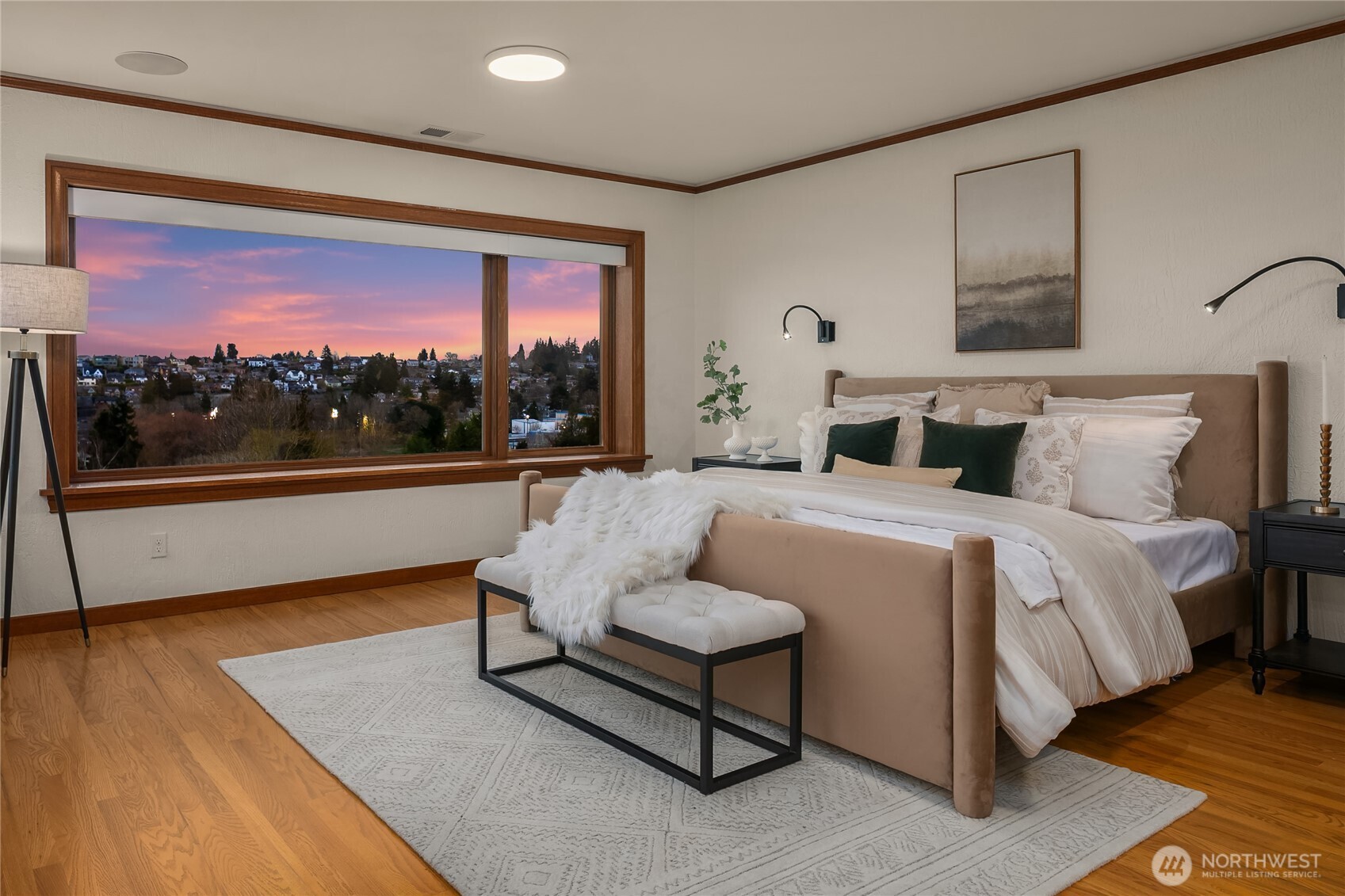 2409 29th Avenue West Seattle, WA 98199 - Photo 15 of 40
