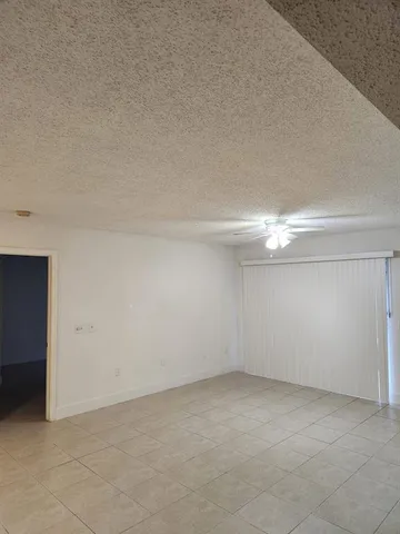 $2,500 | 5041 Wiles Road, Unit 105, Coconut Creek, FL 33073