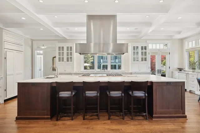 $4,795,000 | 49106 Sun Valley Falls Boulevard, New Buffalo, MI 49117