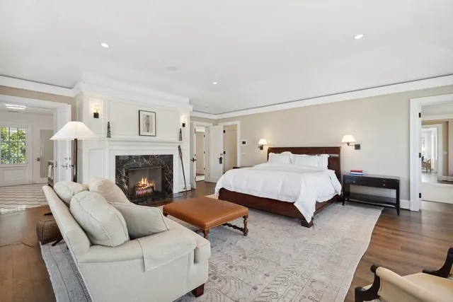 $4,795,000 | 49106 Sun Valley Falls Boulevard, New Buffalo, MI 49117