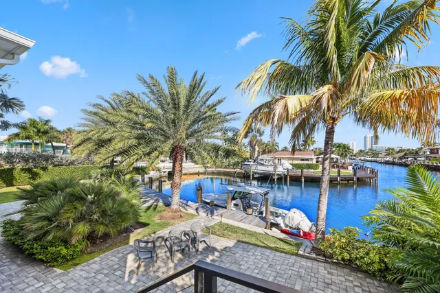 $3,995,000 | 830 Southeast 22nd Avenue, Pompano Beach, FL 33062
