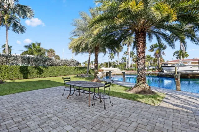 $3,995,000 | 830 Southeast 22nd Avenue, Pompano Beach, FL 33062