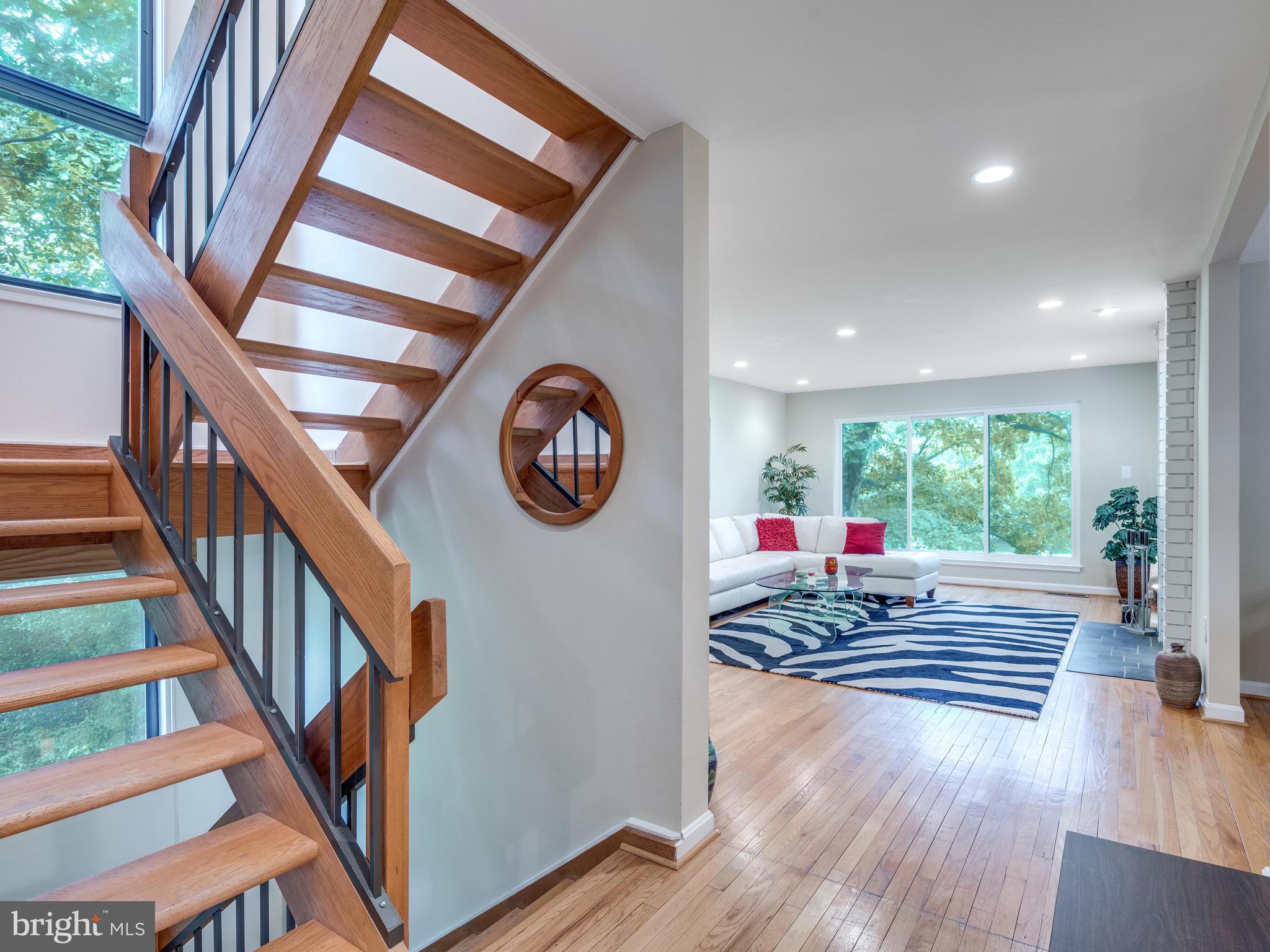11701 Indian Ridge Road Reston, VA 20191 - Photo 5 of 30