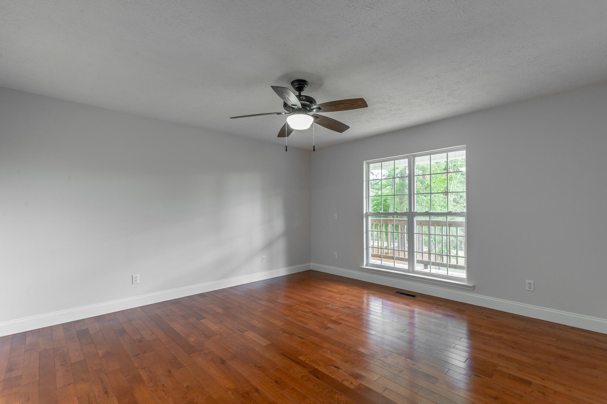 4910 Highway 95 Rock Spring, GA 30739 - Photo 13 of 40 4912 GA-95 HD-17