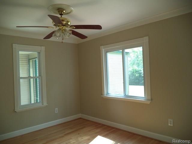 18883 Inkster Road Livonia, MI 48152 - Photo 6 of 35 inkster (47).jpg