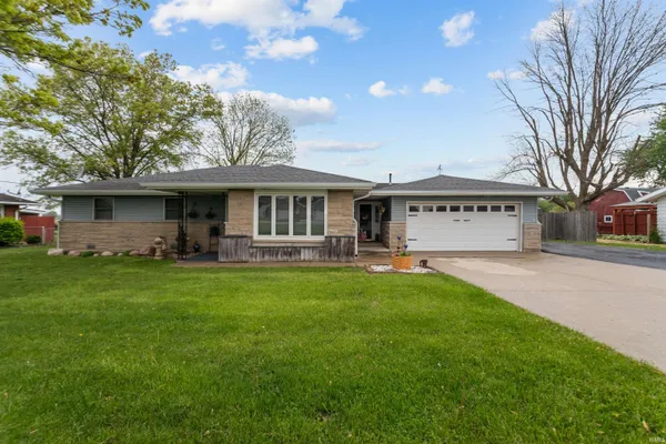 $315,000 | 936 East Center Road, Kokomo, IN 46902
