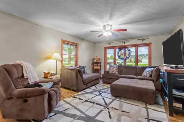 $315,000 | 936 East Center Road, Kokomo, IN 46902
