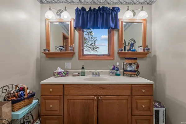 $315,000 | 936 East Center Road, Kokomo, IN 46902