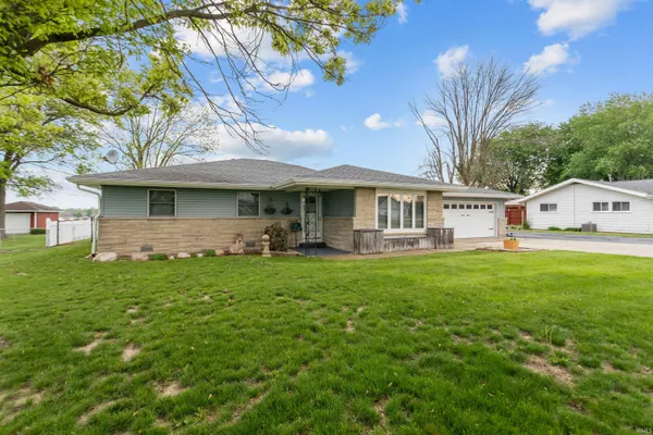 $315,000 | 936 East Center Road, Kokomo, IN 46902