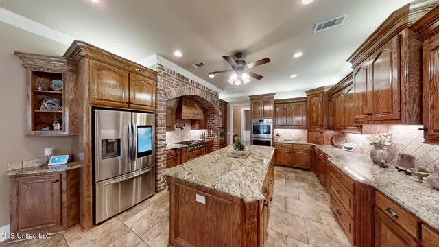 $750,000 | 230 Eastwood Drive, Brandon, MS 39042