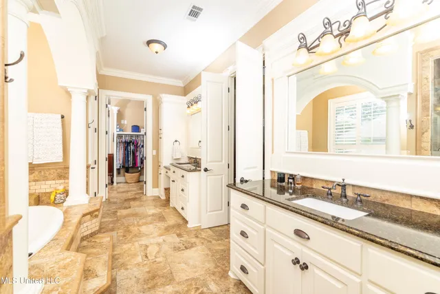 $750,000 | 230 Eastwood Drive, Brandon, MS 39042