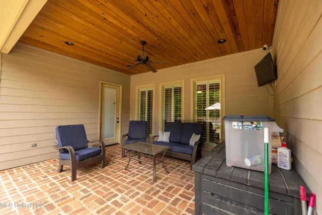 $750,000 | 230 Eastwood Drive, Brandon, MS 39042