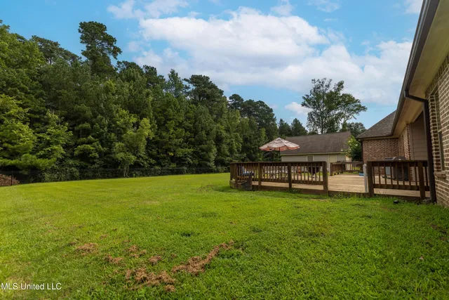 $750,000 | 230 Eastwood Drive, Brandon, MS 39042