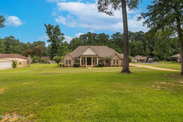 $750,000 | 230 Eastwood Drive, Brandon, MS 39042