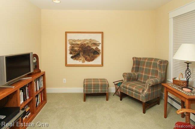 11687 Buno Road Brighton, MI 48114 - Photo 14 of 25 IMG_1123.jpg