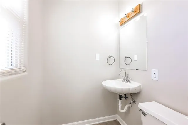 $1,585 | 413 North Seminole Drive, Unit D, Independence, MO 64056