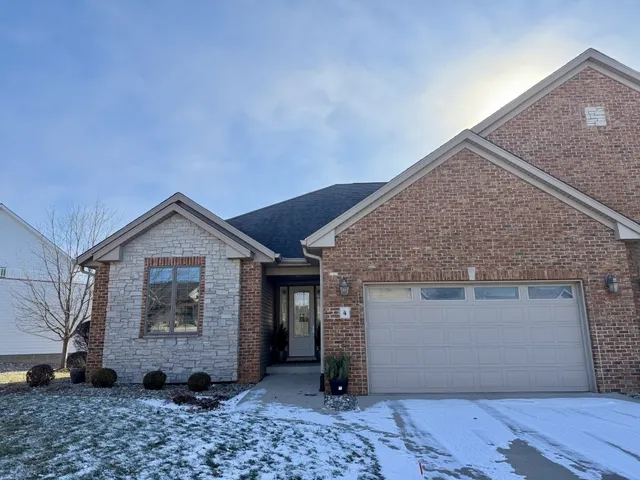 $499,000 | 4 Sandstone Court, Le Claire, IA 52753