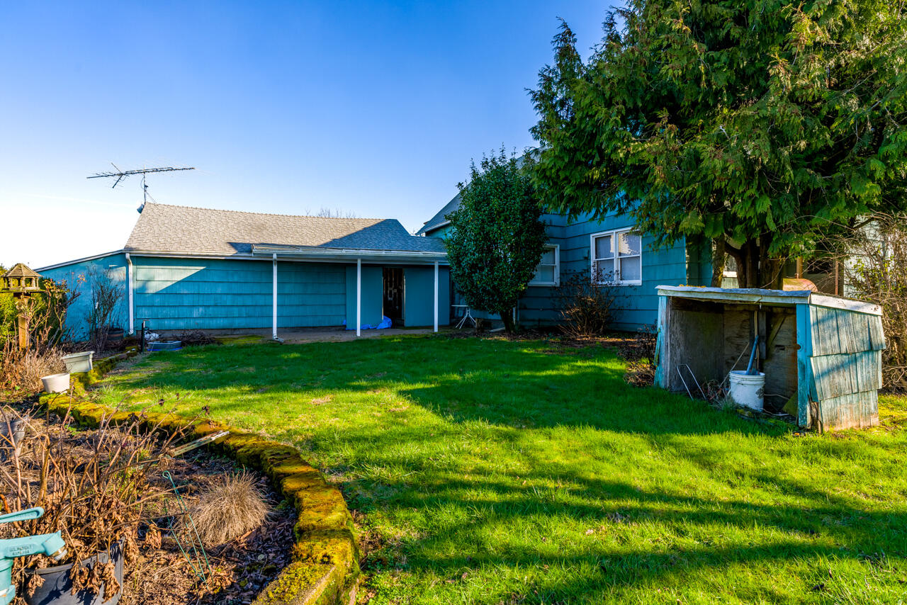 9900 Oak Hill Road Independence, OR 97351 - Photo 21 of 50 9900 Oak Hill Rd Exterior MLS 11