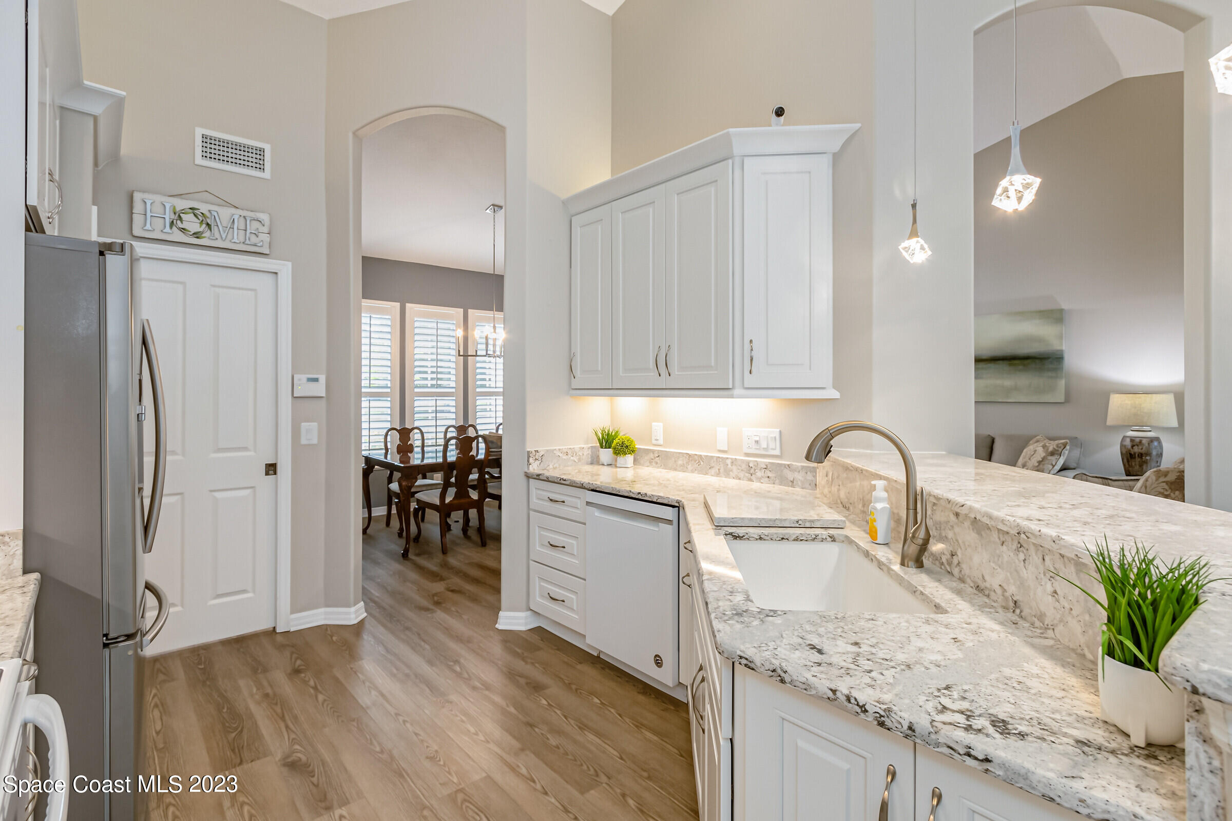 4363 Long Lake Road Melbourne, FL 32934 - Photo 11 of 69 Kitchen.Quartz Countertops