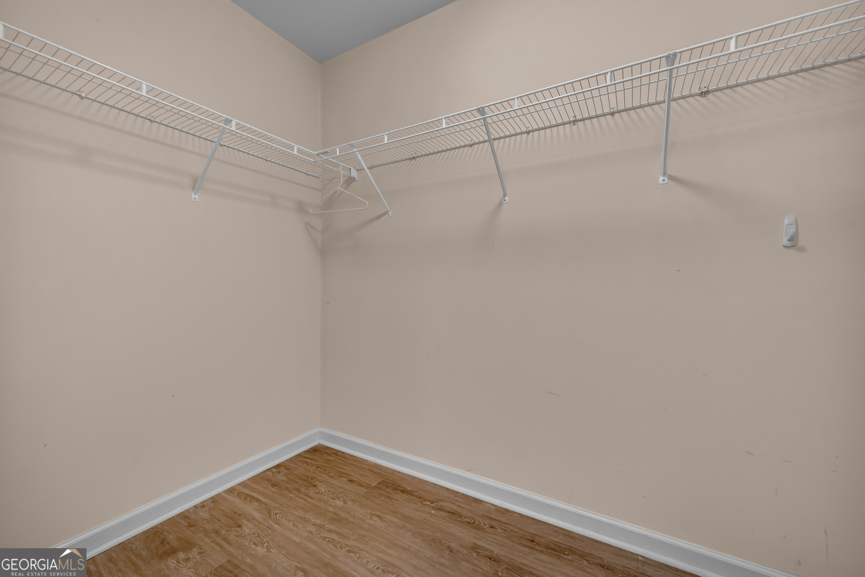 683 Grant Street, Unit I Clarkesville, GA 30523 - Photo 18 of 33