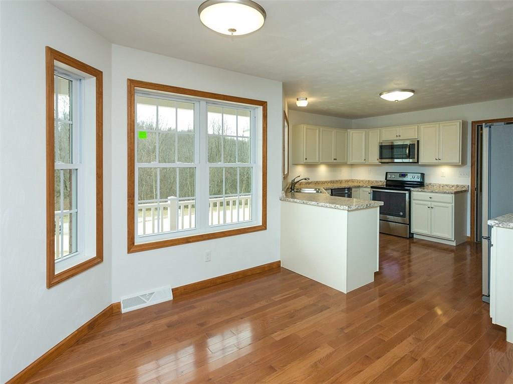 378 Lemmon Road Latrobe, PA 15650 - Photo 4 of 25 KITCHEN AND EATING AREA