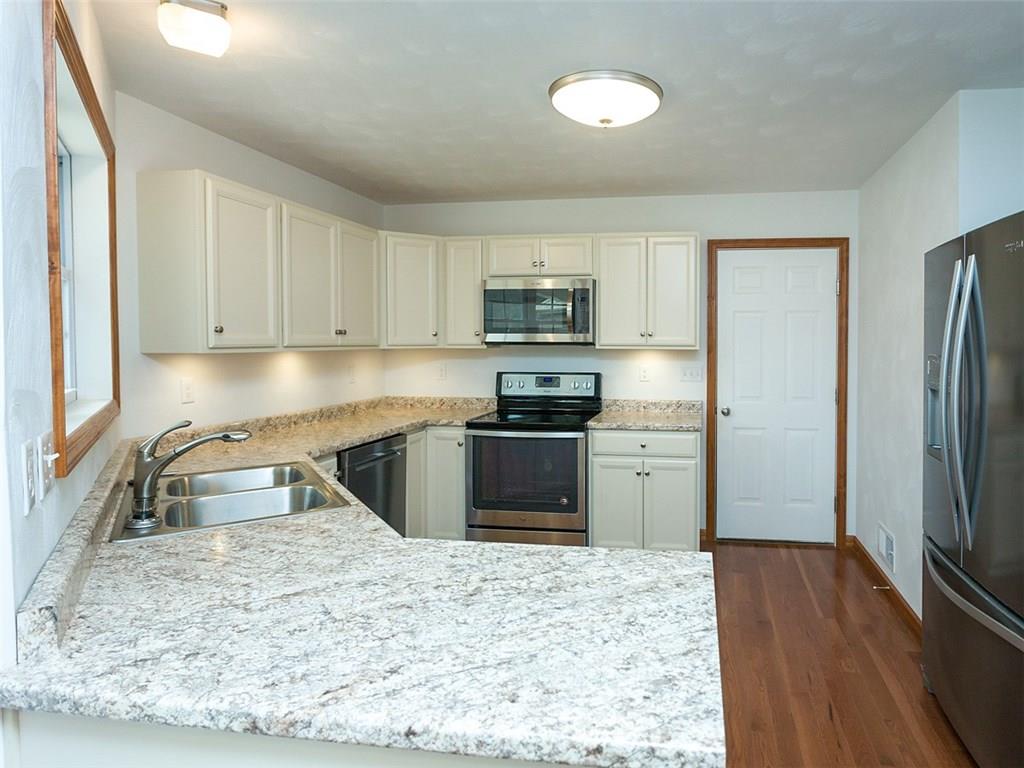 378 Lemmon Road Latrobe, PA 15650 - Photo 5 of 25 KITCHEN