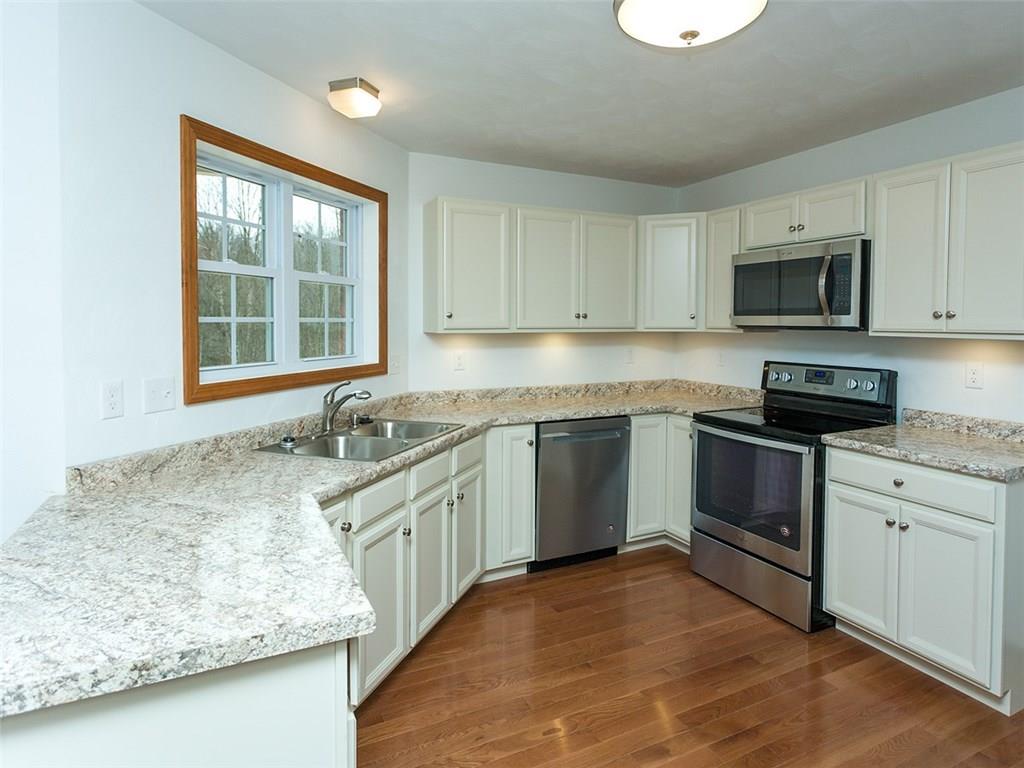 378 Lemmon Road Latrobe, PA 15650 - Photo 6 of 25 KITCHEN