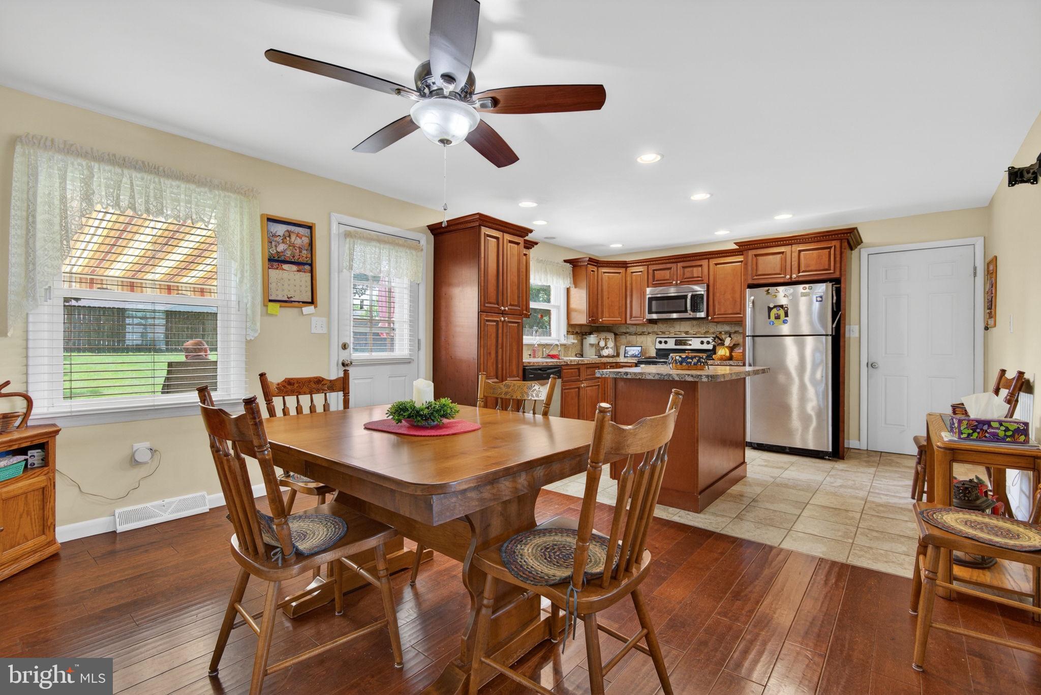 24 Snyder Hill Road Lititz, PA 17543 - Photo 8 of 30