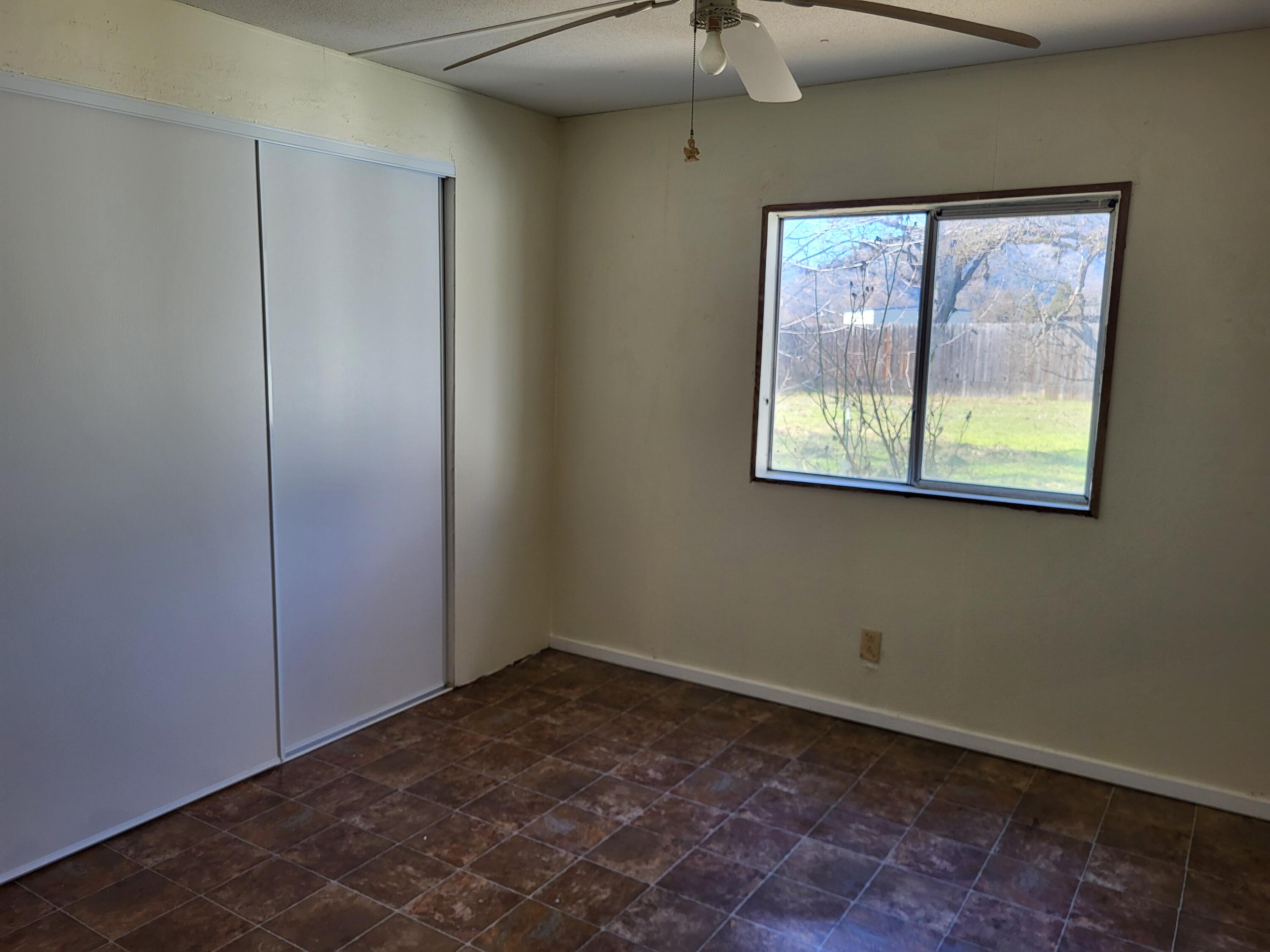 11427 Blackwell Road, Unit 18 Central Point, OR 97502 - Photo 10 of 12 20250211_135640