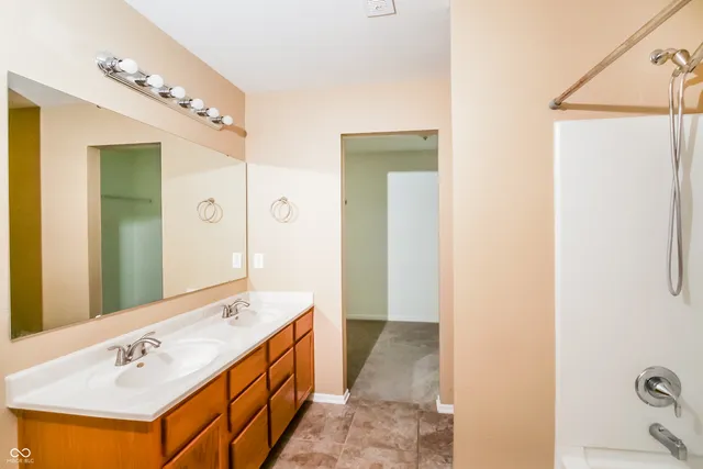 $1,780 | 8118 Gathering Lane, Indianapolis, IN 46259