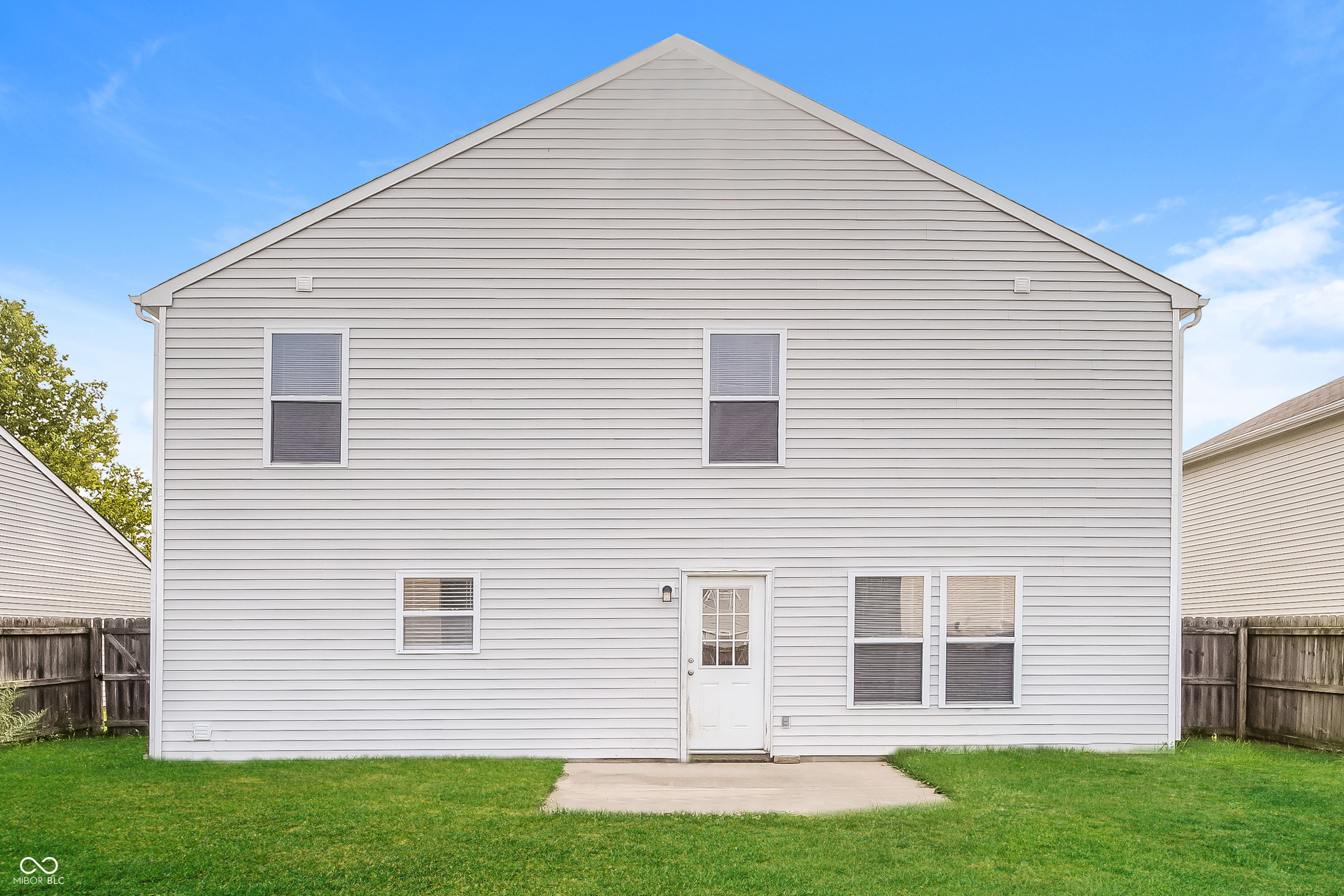 8118 Gathering Lane Indianapolis, IN 46259 - Photo 14 of 17